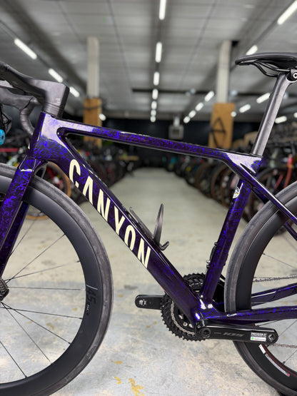 1000km Canyon Ultimate CF SLX Di2 Carbon Racefiets