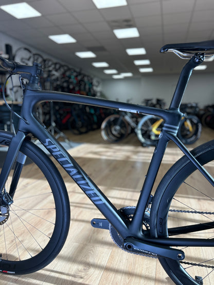 Specialized Roubaix Expert Di2 Carbon Road Bike