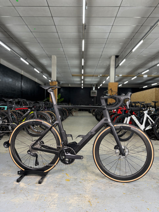 BMC Timemachine ROAD 01 Di2 Carbon Road Bike