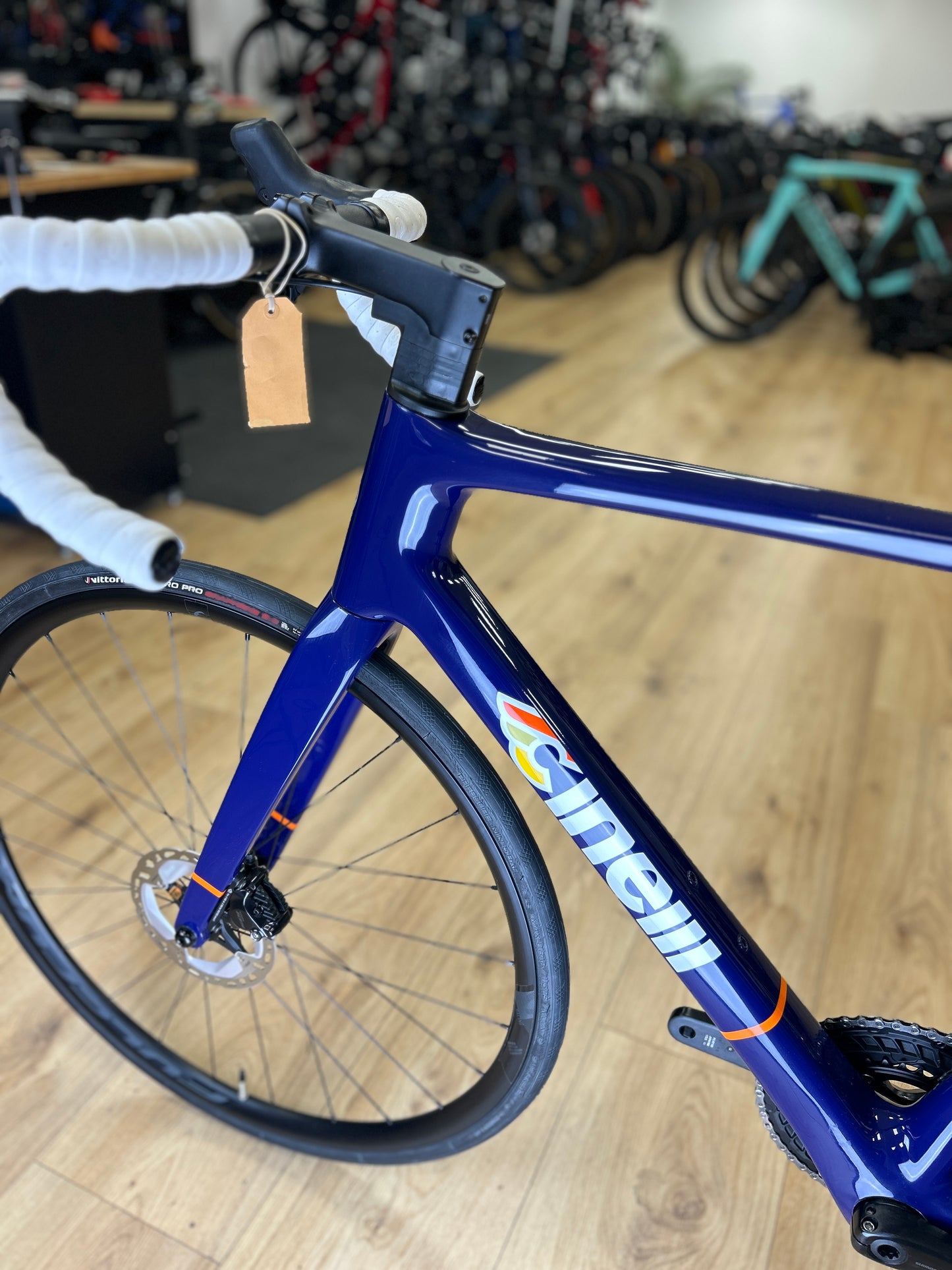 0km Showroom Model Cinelli Pressure Di2 Carbon Racefiets