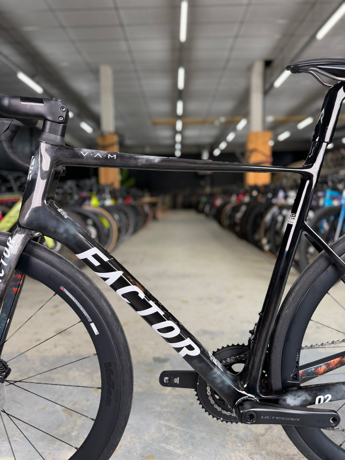 NIEUW Factor O2 VAM Di2 Carbon Racefiets