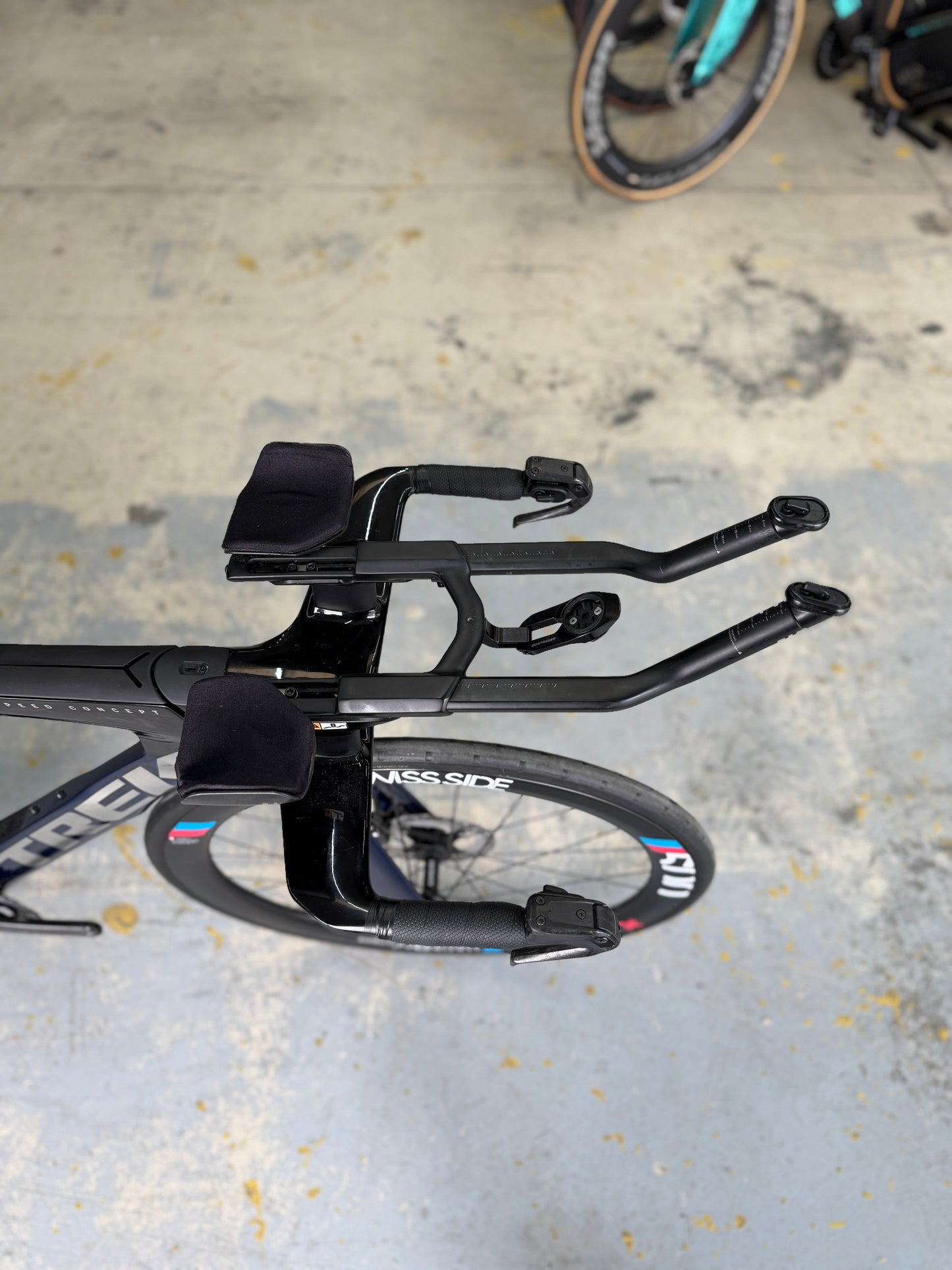 Trek Speed Concept SLR 9 eTap Red Carbon Racefiets
