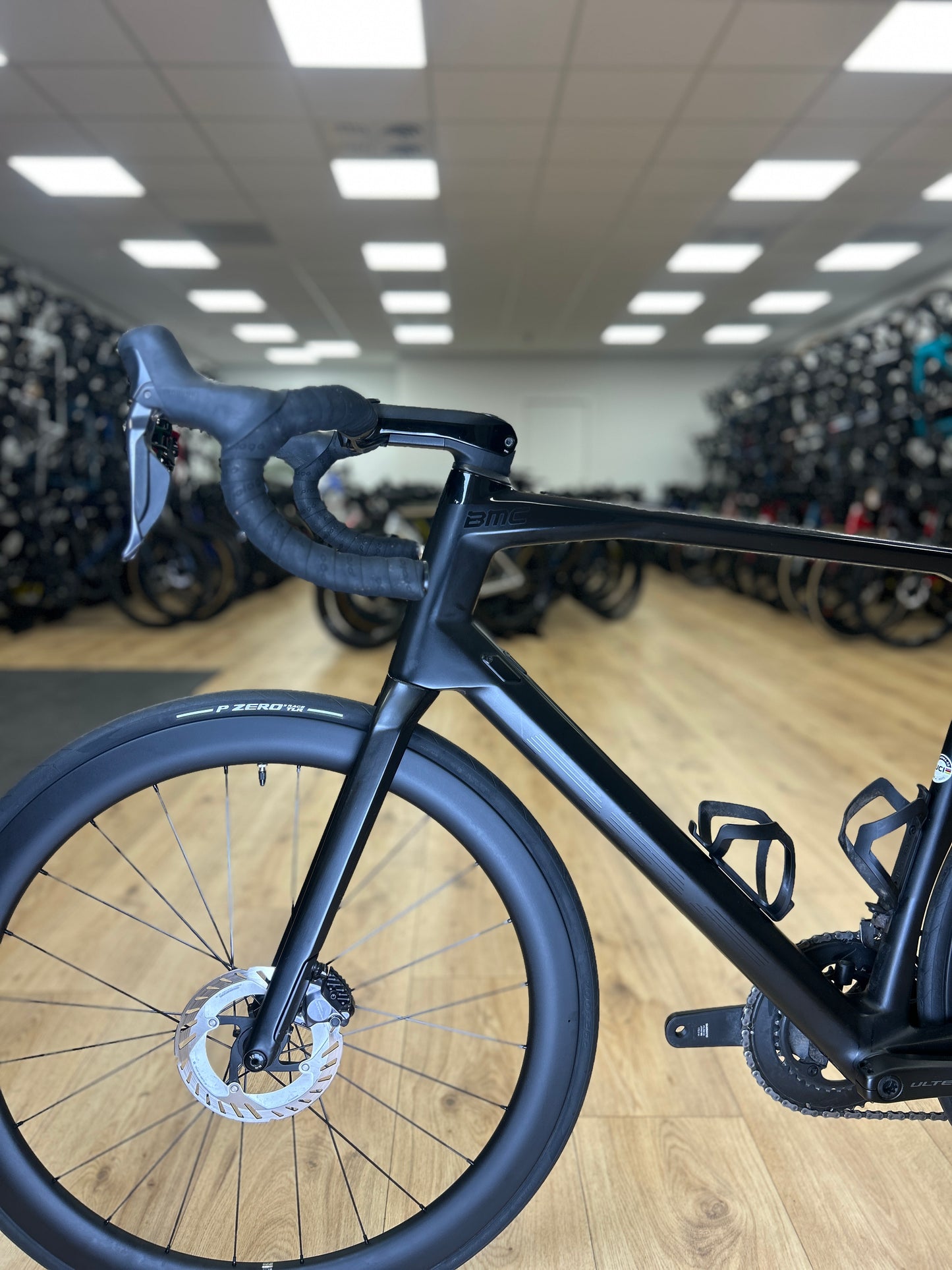 BMC Roadmachine 01 Di2 Carbon Racefiets