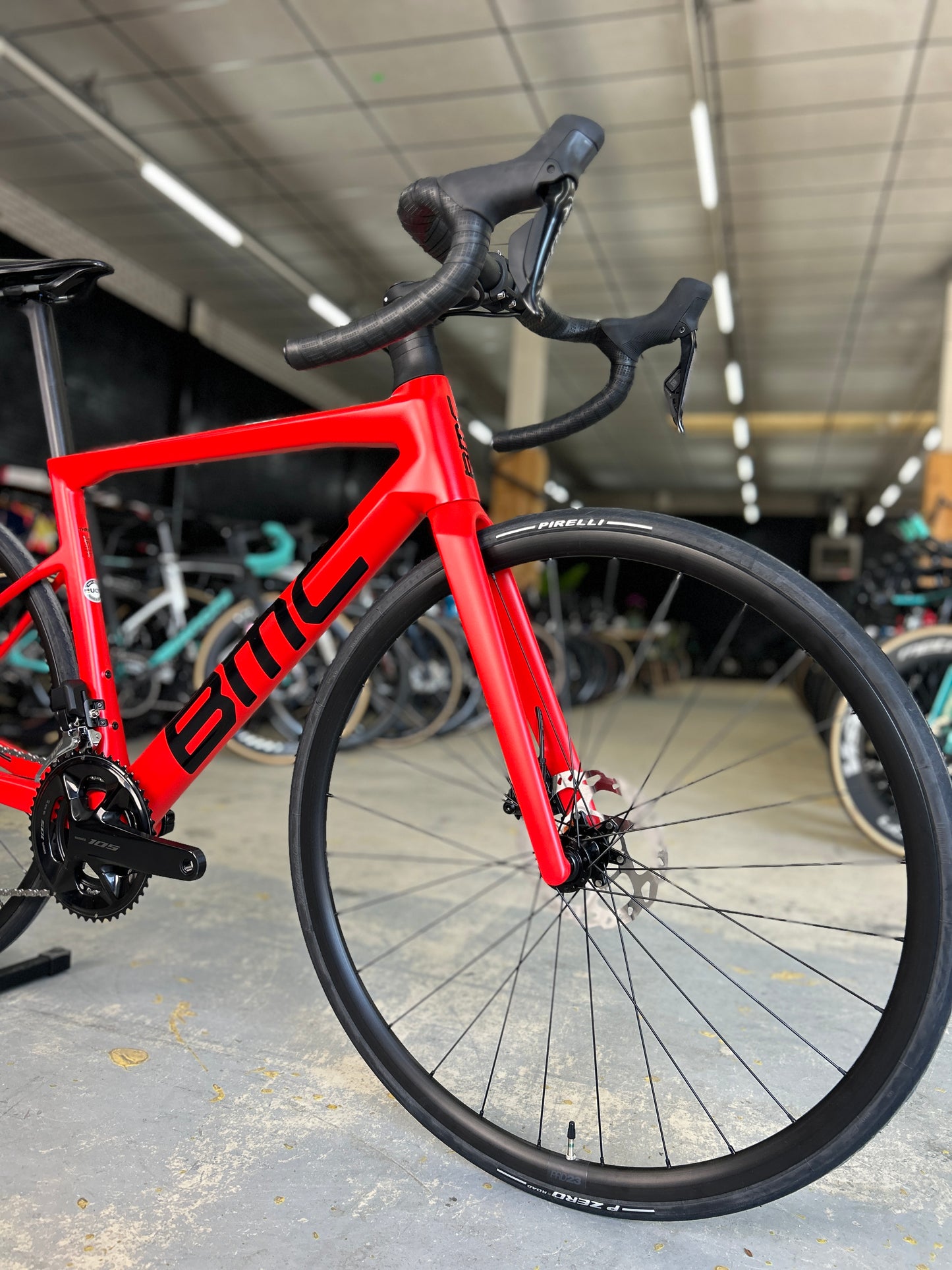 NEW BMC Teammachine SLR Di2 Carbon Road Bike