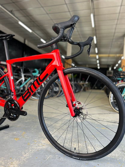 NEW BMC Teammachine SLR Di2 Carbon Road Bike