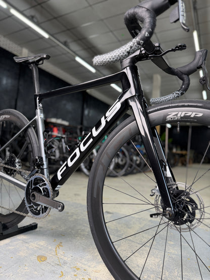 Focus Izalco Max SRAM RED eTap Carbon Racefiets