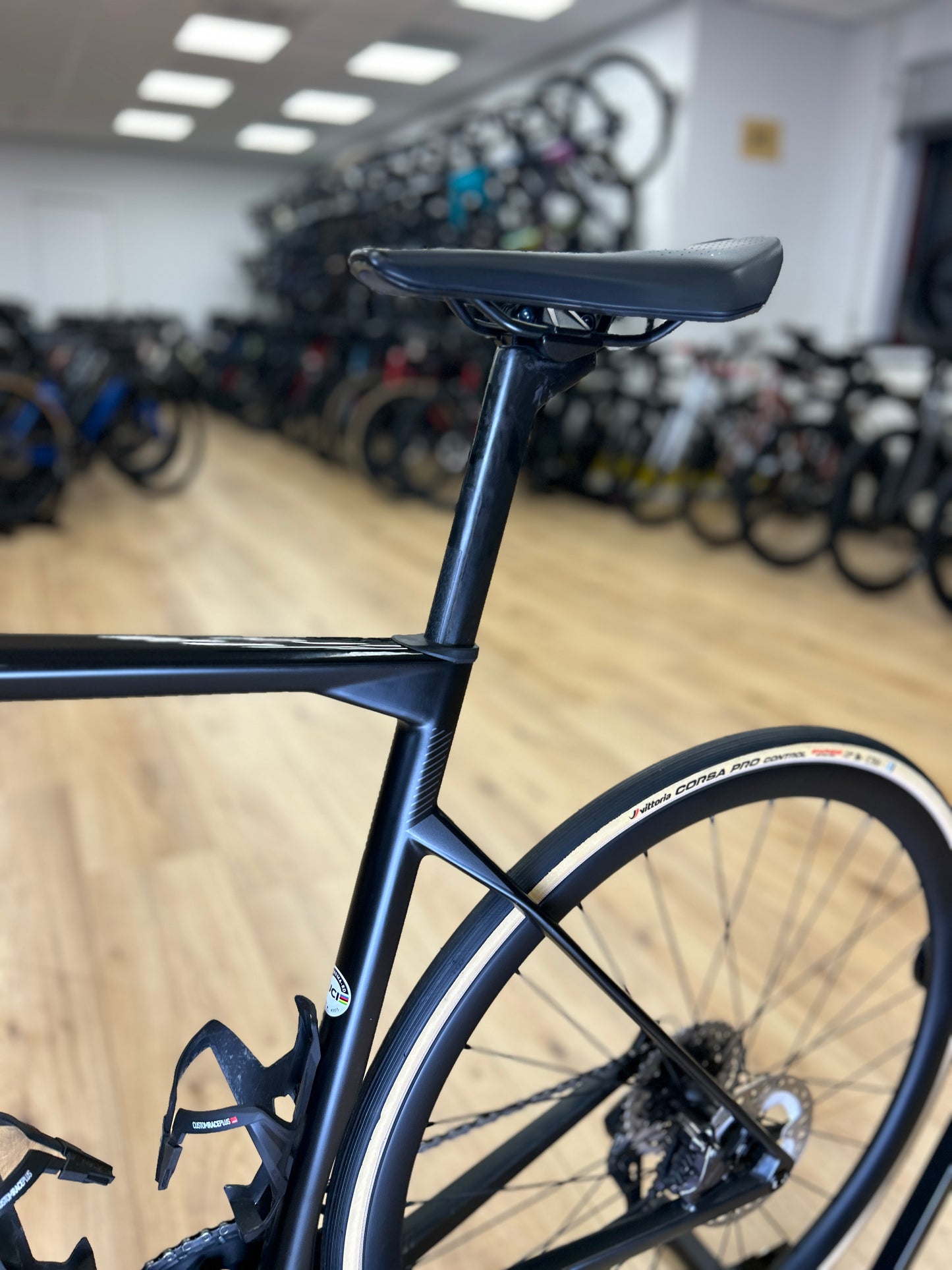 BMC Roadmachine 01 Di2 Carbon Racefiets