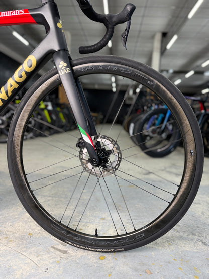 Colnago V3 Di2 UAE Team Carbon Racefiets