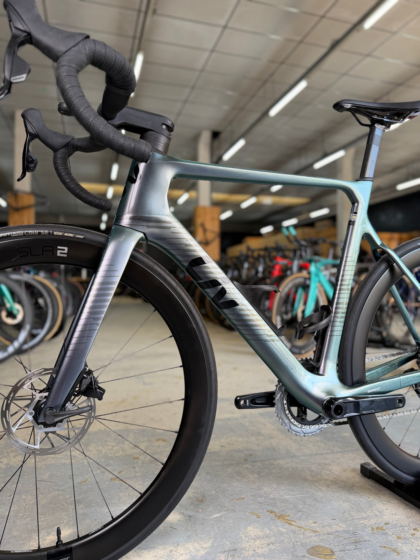 Liv EnviLiv Advanced 1 AXS Carbon Racefiets