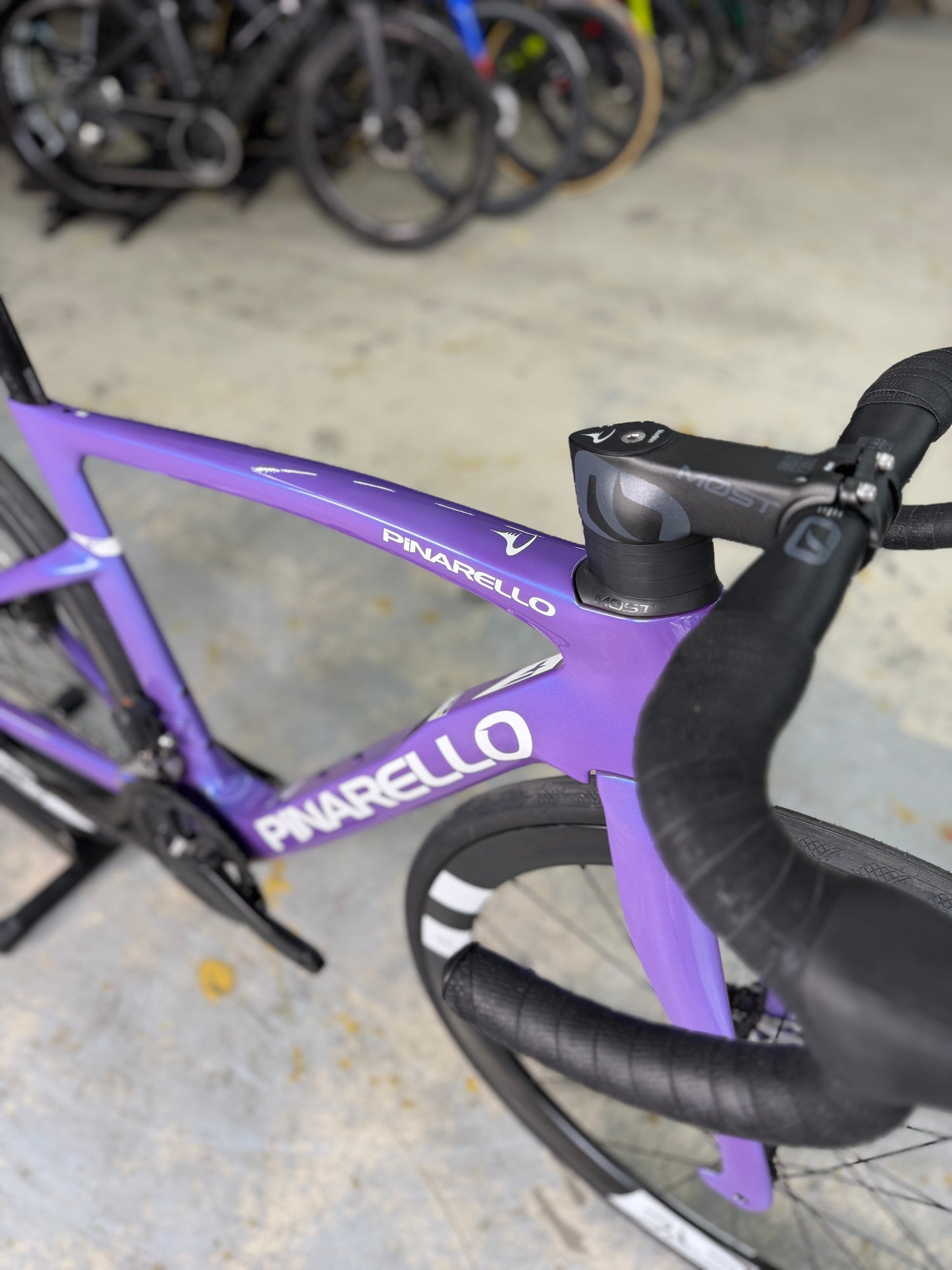DEMO Pinarello F5 Di2 Carbon Road Bike