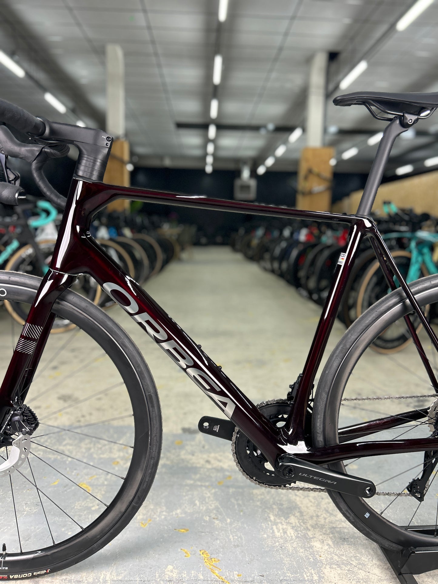 Showroom Model Orbea Orca M20iTEAM Di2 Carbon Road Bike