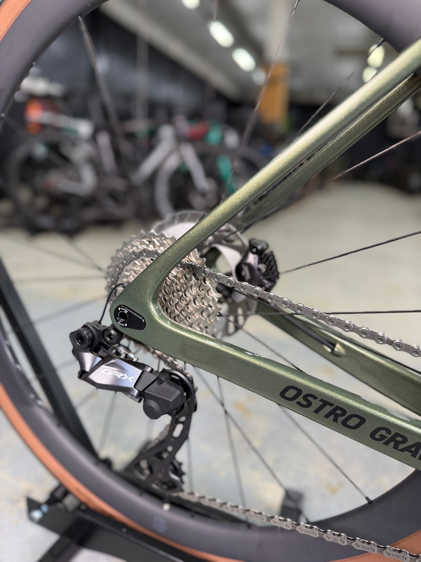 NIEUW Factor Ostro Gravel GRX Di2 Gravel Fiets