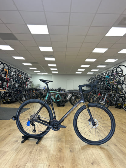 0km Showroom Model Orbea Terra M30 Carbon Gravel Fiets