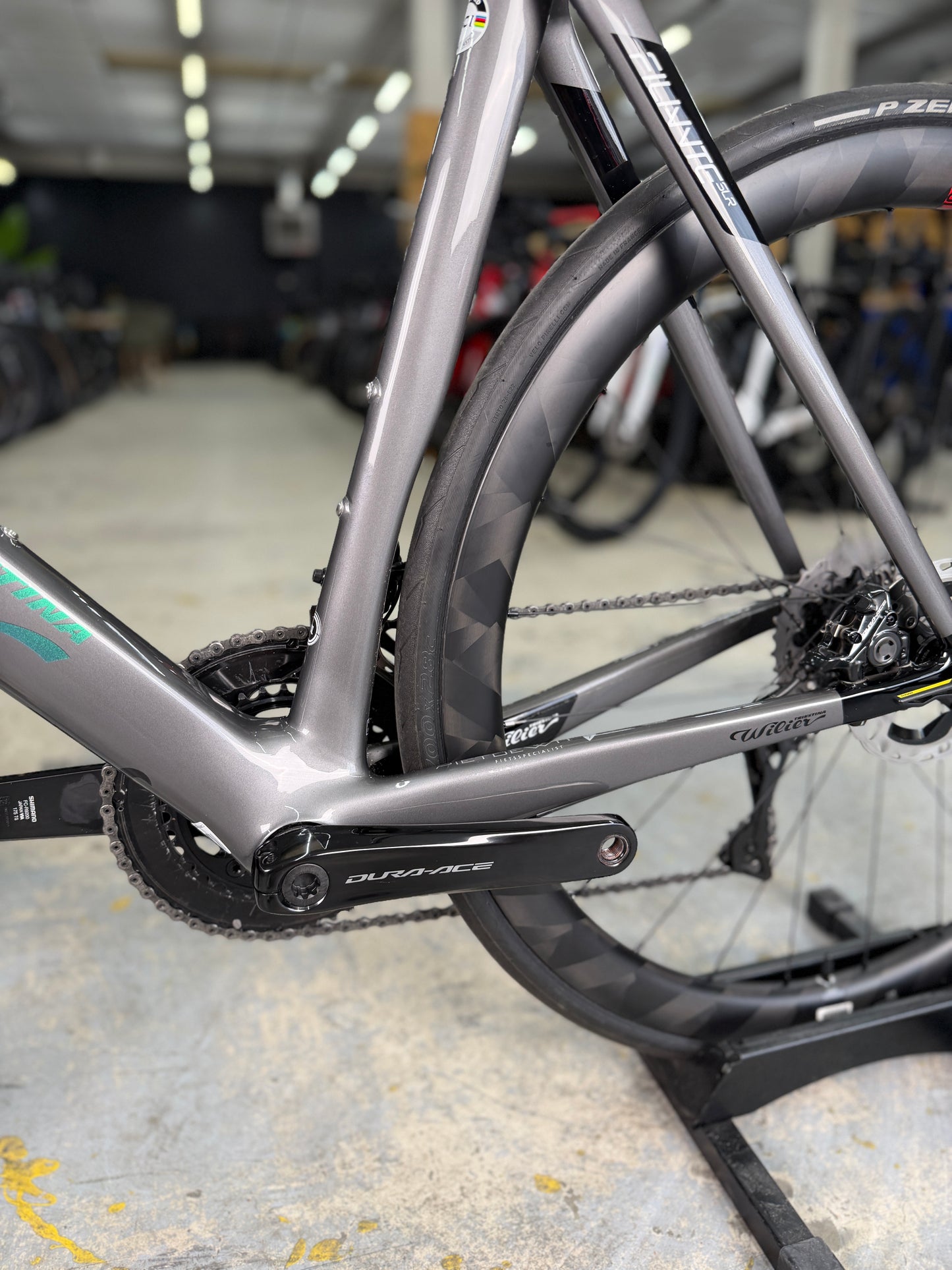1000km Wilier Filante SLR Dura Ace Di2 Carbon Racefiets