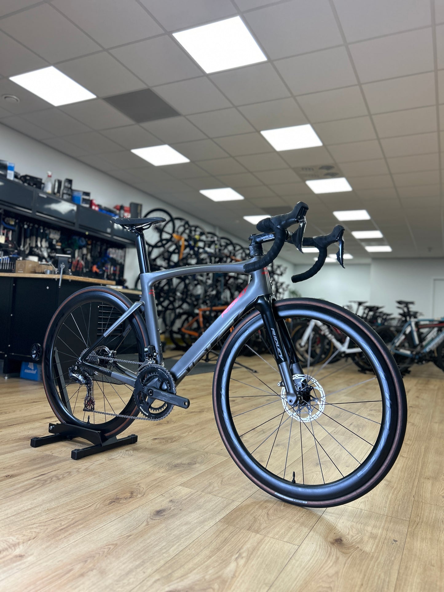 Ridley Noah Di2 Carbon Racefiets