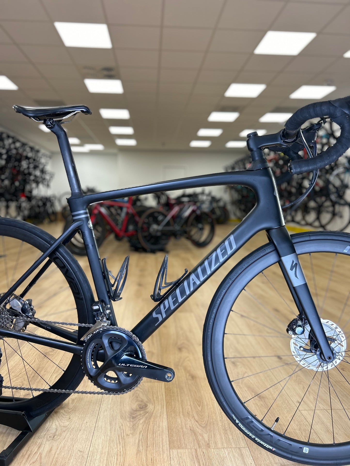 Specialized Roubaix Expert Carbon Di2 Disc Racefiets