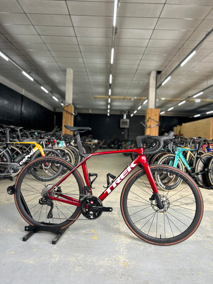 Trek Madone SL6 Di2 Carbon Road Bike