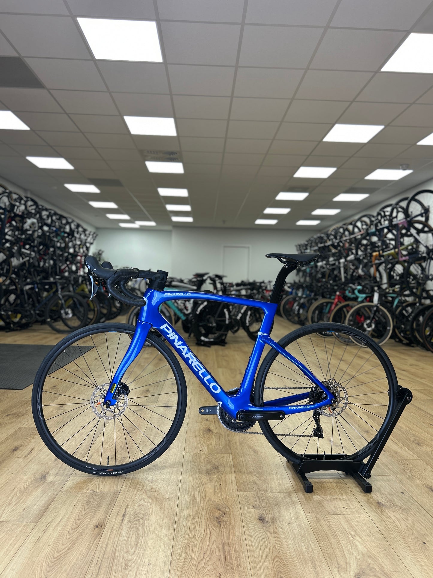NEW 0km Pinarello F1 Carbon Race Bike