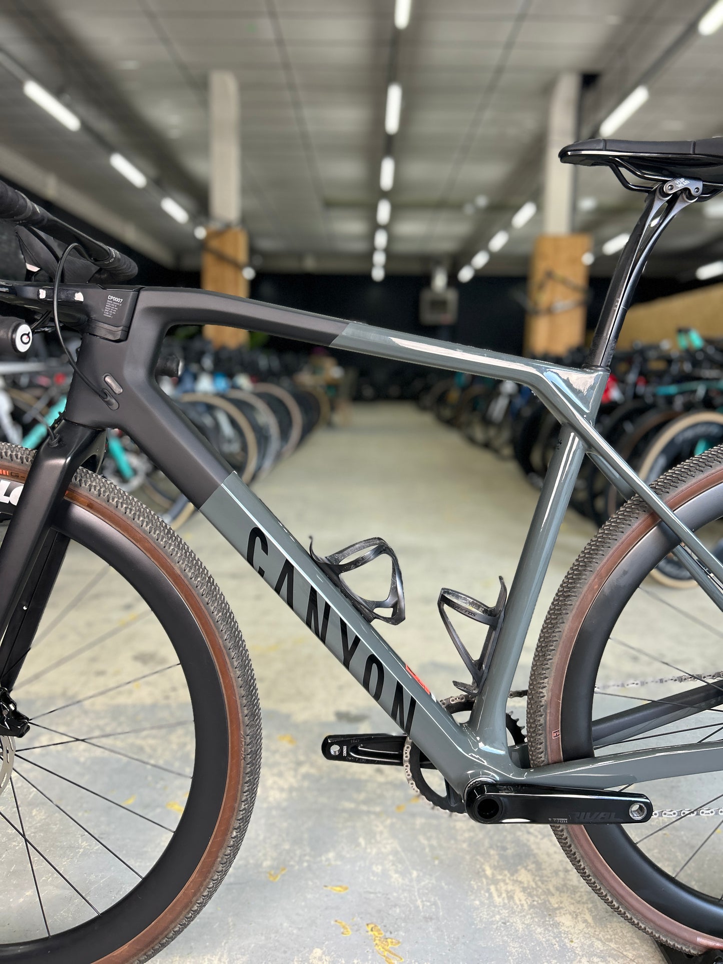 Canyon Grail CF SL7 AXS Gravel Fiets