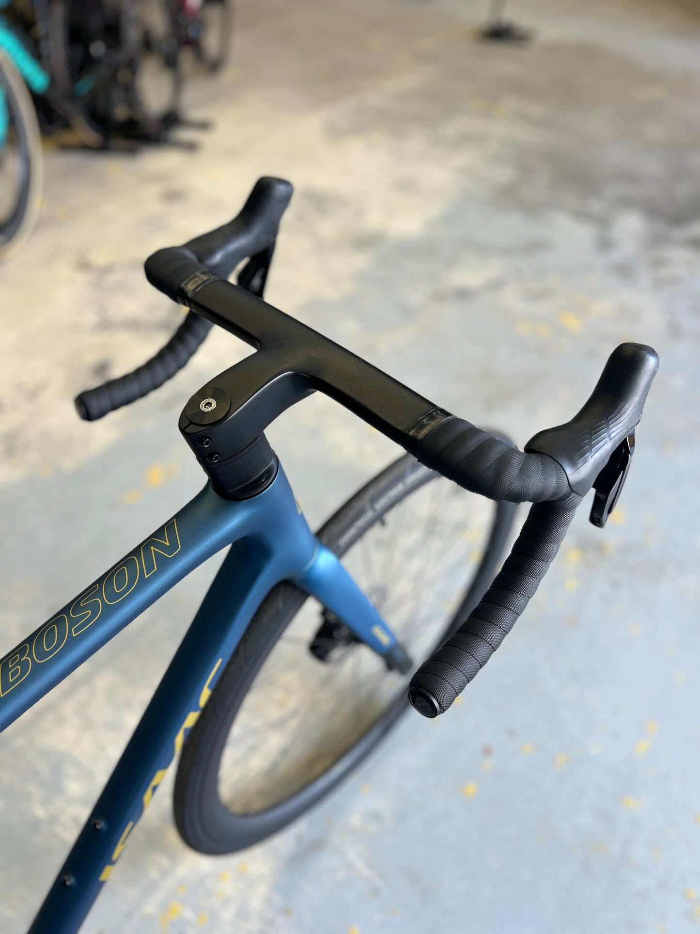 NEW Isaac Boson Di2 Carbon Road Bike