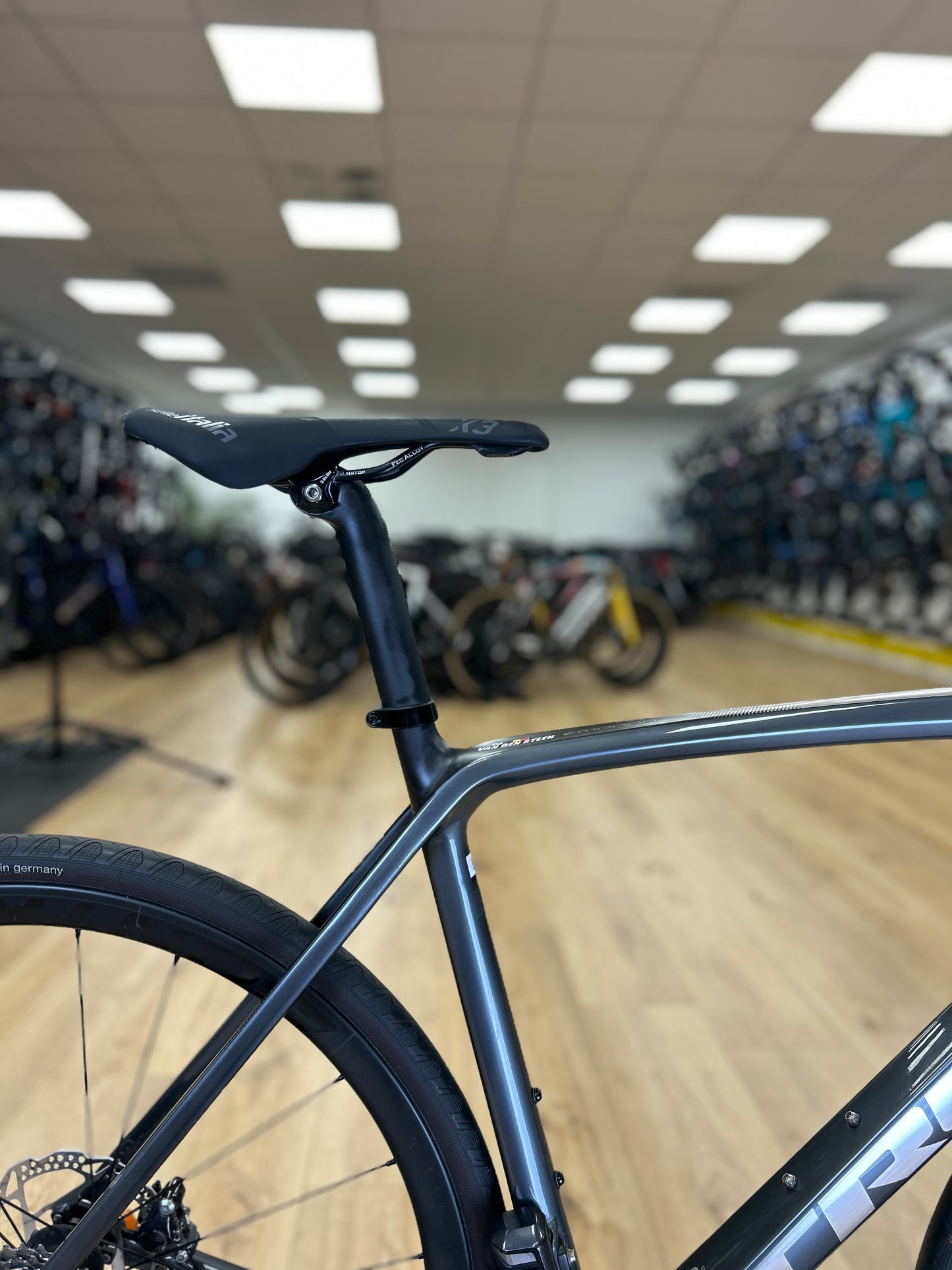 Trek Emonda SL7 Di2 Carbon Racefiets