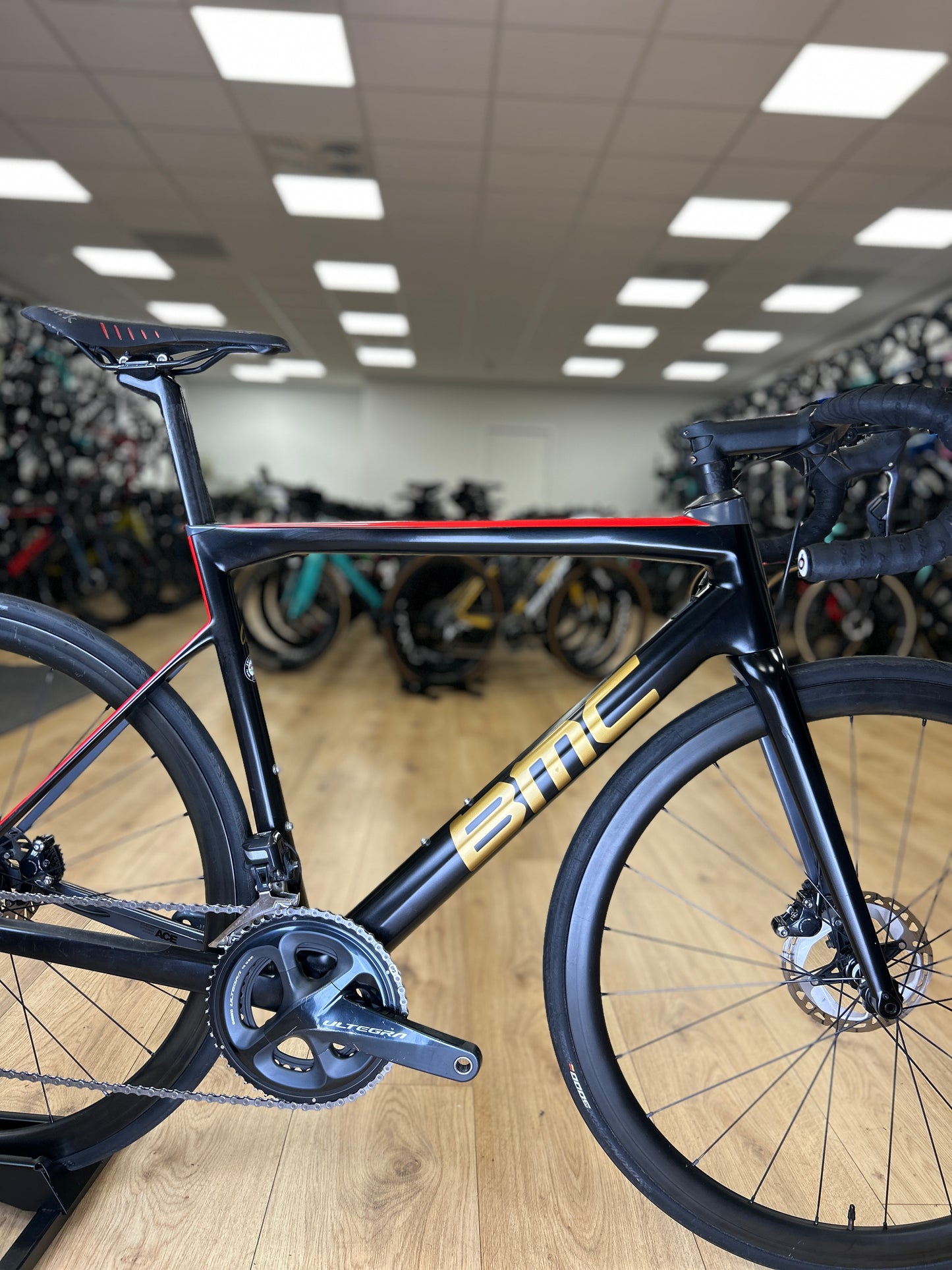 BMC Teammachine SLR02 Di2 Carbon Road Bike
