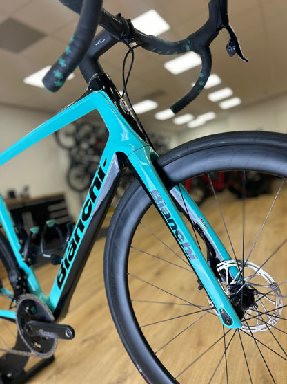 Bianchi Infinito CV Full Carbon Force AXS Racefiets