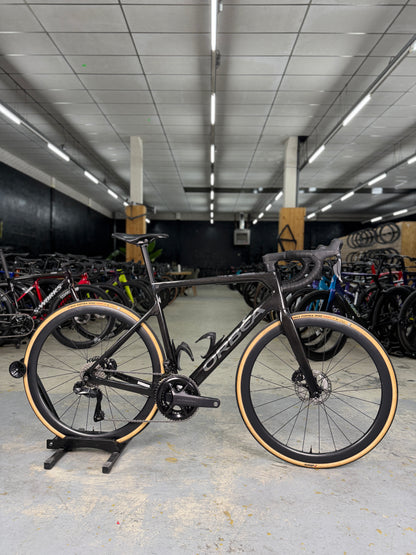 Orbea Orca M20iTEAM Di2 Carbon Racefiets