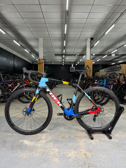 Trek Domane SLR AXS Carbon Racefiets