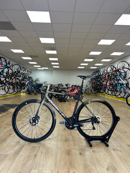 SHOWROOM MODEL Giant TCR Advanced SL Disc 0 Di2 Carbon Racefiets