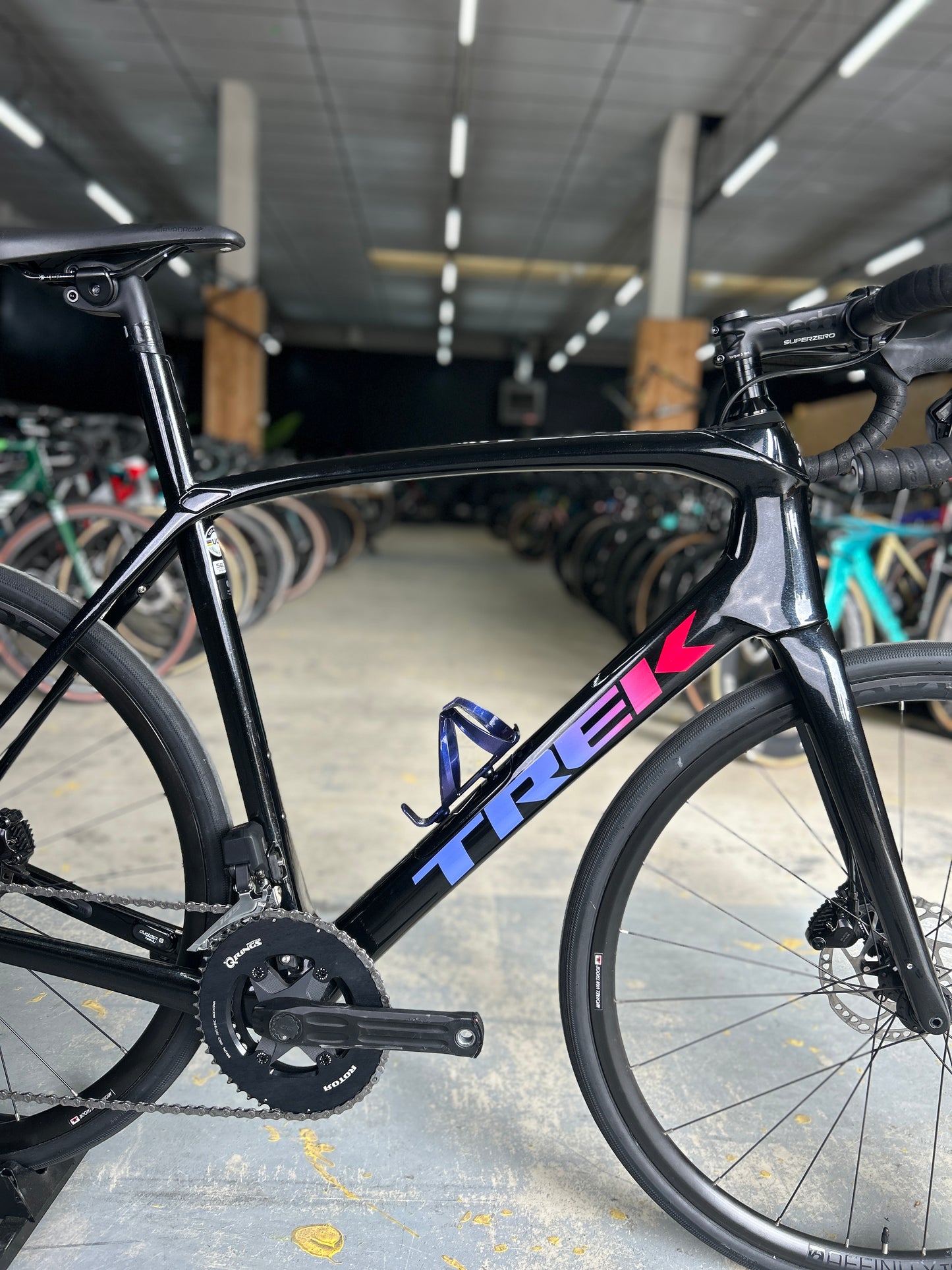 Trek Domane SL4 Di2 Carbon Road Bike