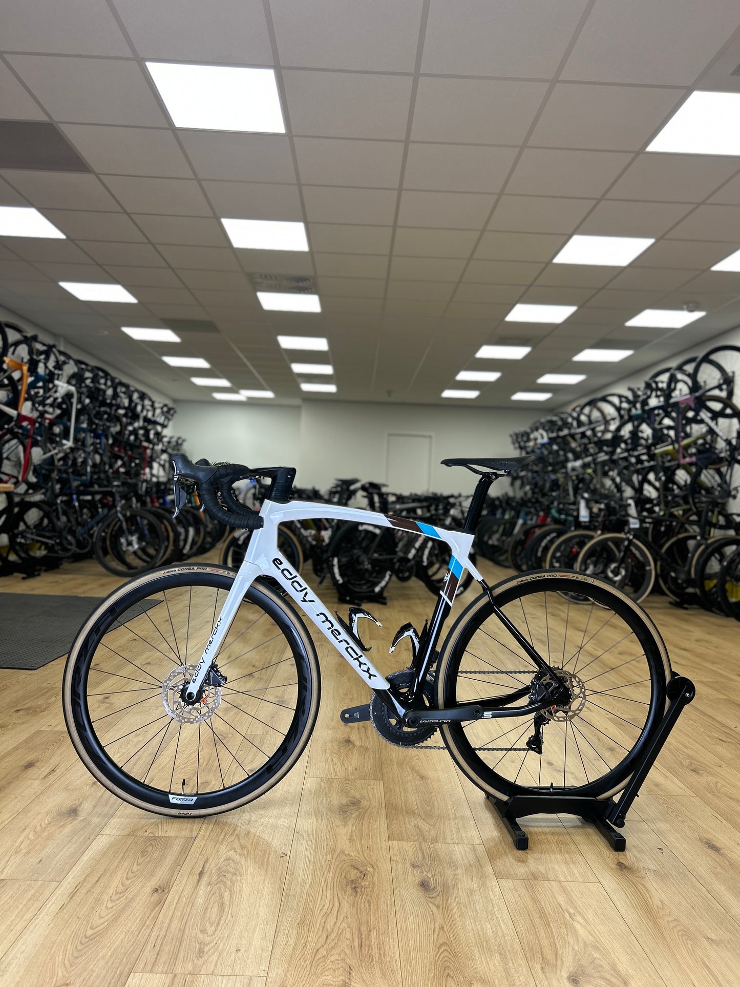 Eddy Merckx 525 Di2 Carbon Racefiets