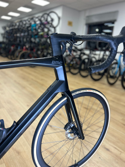 BMC Roadmachine 01 Di2 Carbon Racefiets