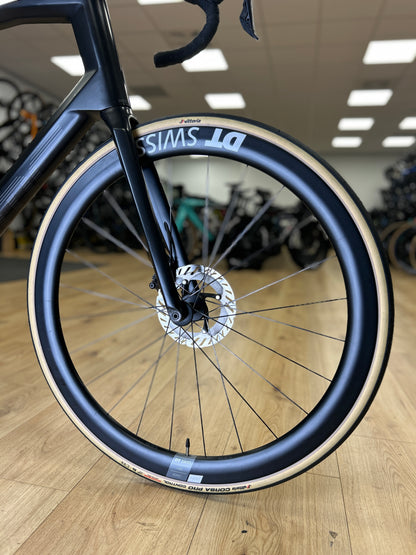 BMC Roadmachine 01 Di2 Carbon Racefiets