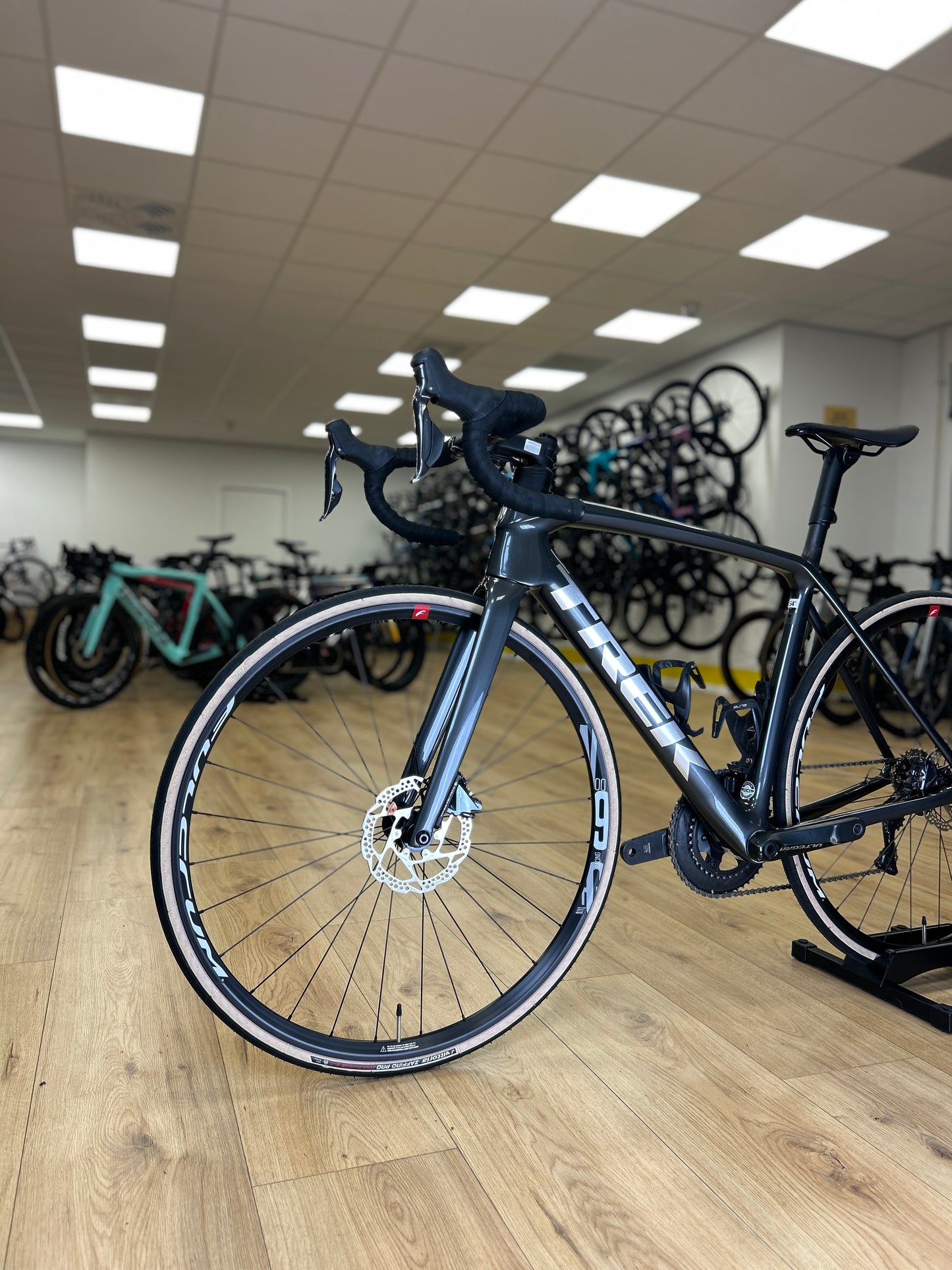 Trek Émonda SL6 Di2 Carbon Racefiets