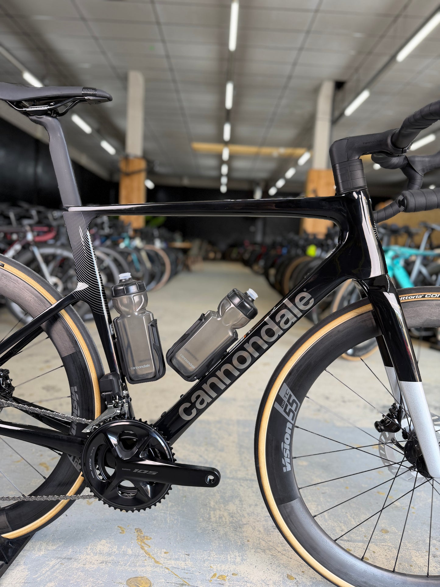 SHOWROOM Cannondale SuperSix EVO 3 Di2 Carbon Racefiets