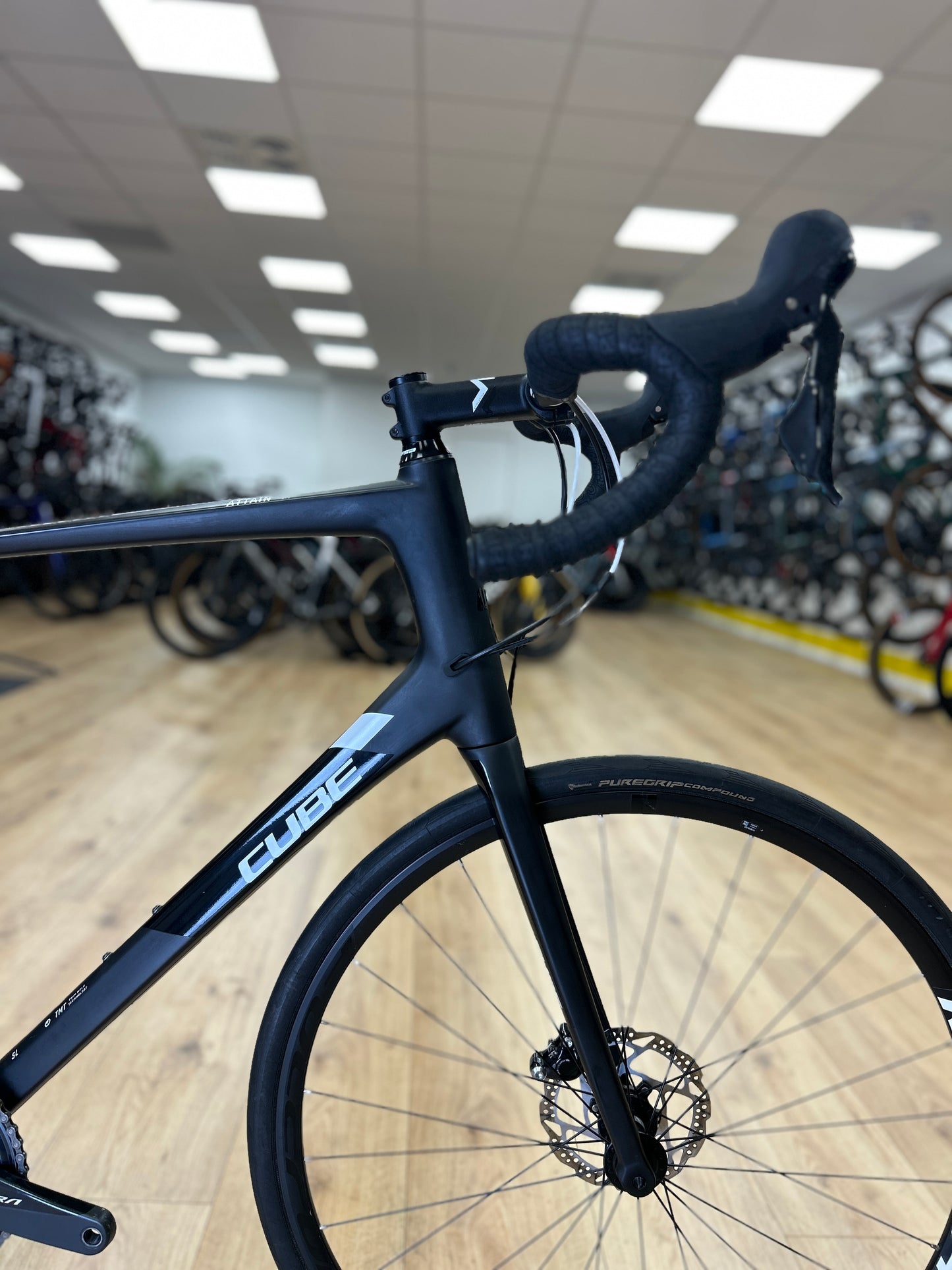Cube Attain GTC SL Carbon Road Bike