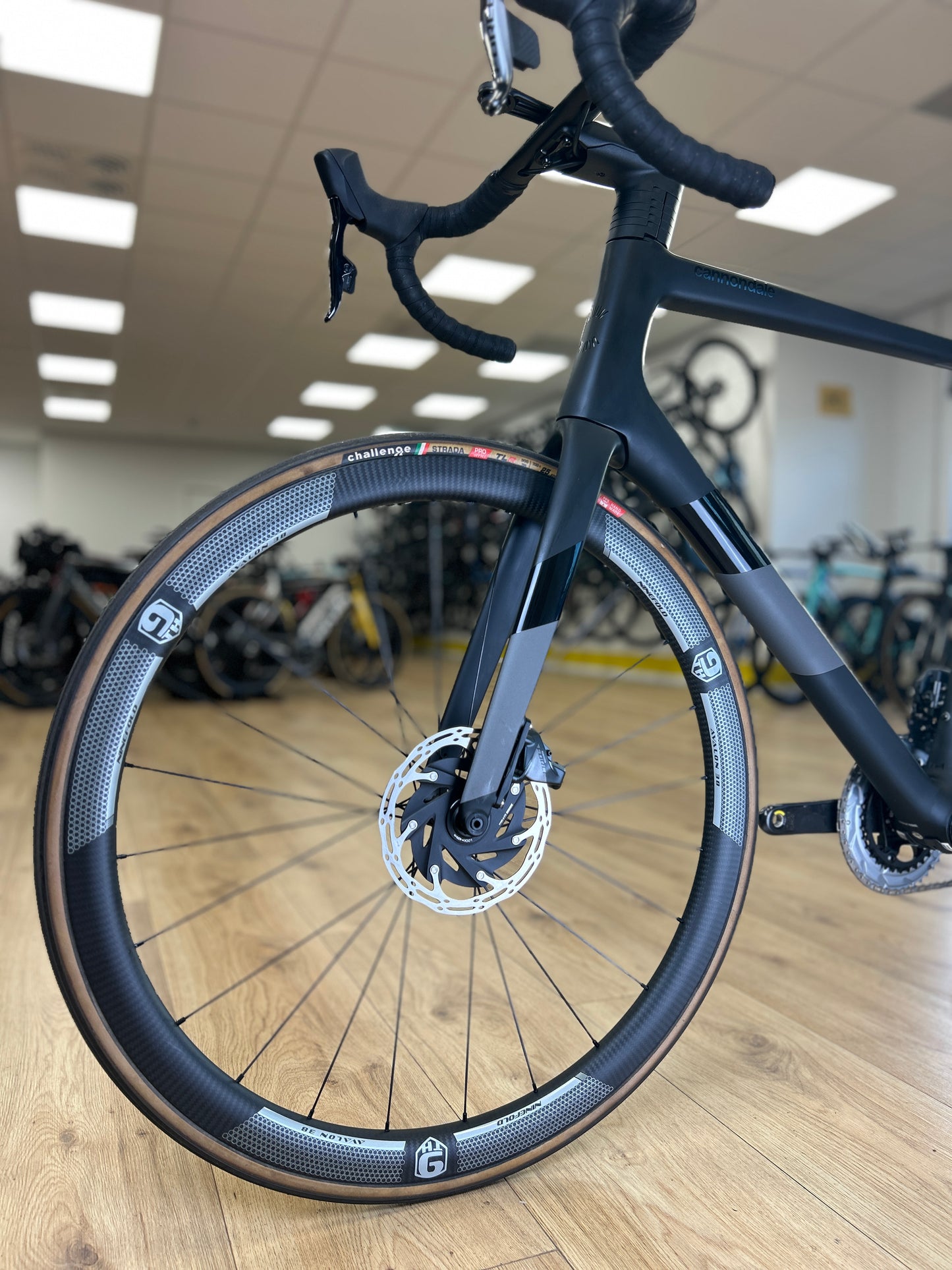 Showroom Model 0km Cannondale SuperSix EVO Hi-MOD Disc Carbon Racefiets