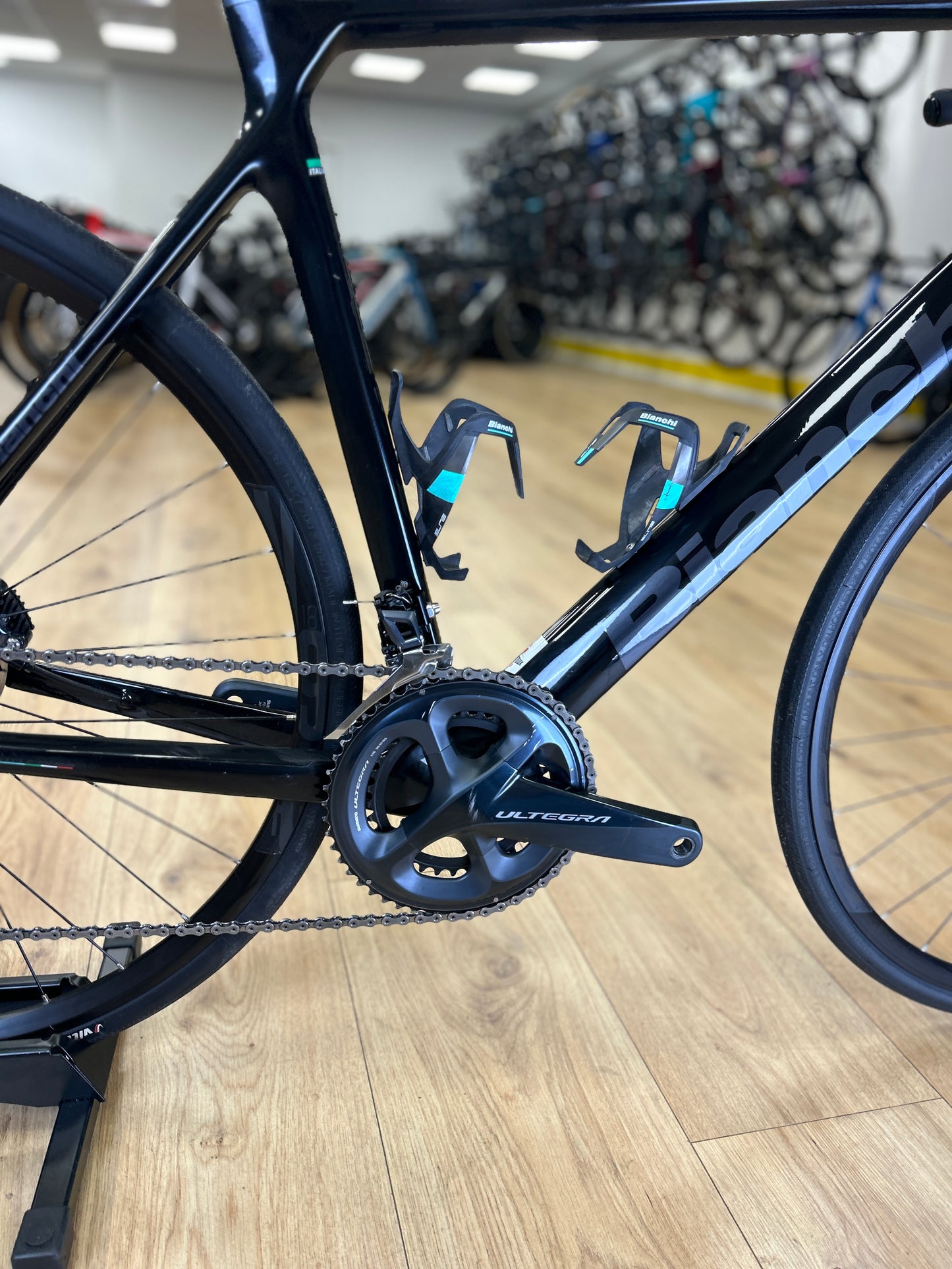 Bianchi's Infinito XE Carbon Racefiets