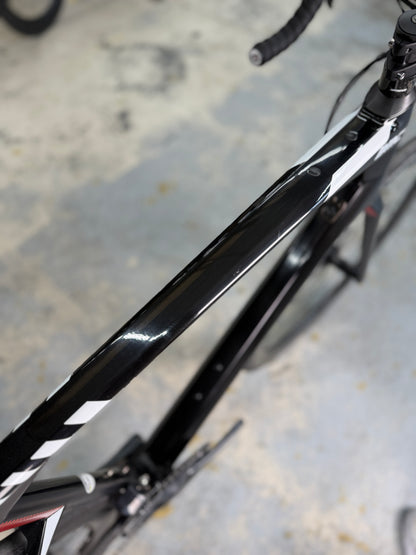 BMC Roadmachine 02 ONE Di2 Carbon Racefiets