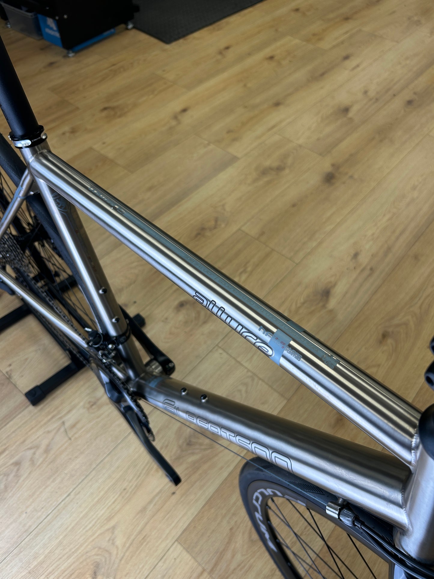 Showroom Model Gilbertson Allure Disc Racefiets