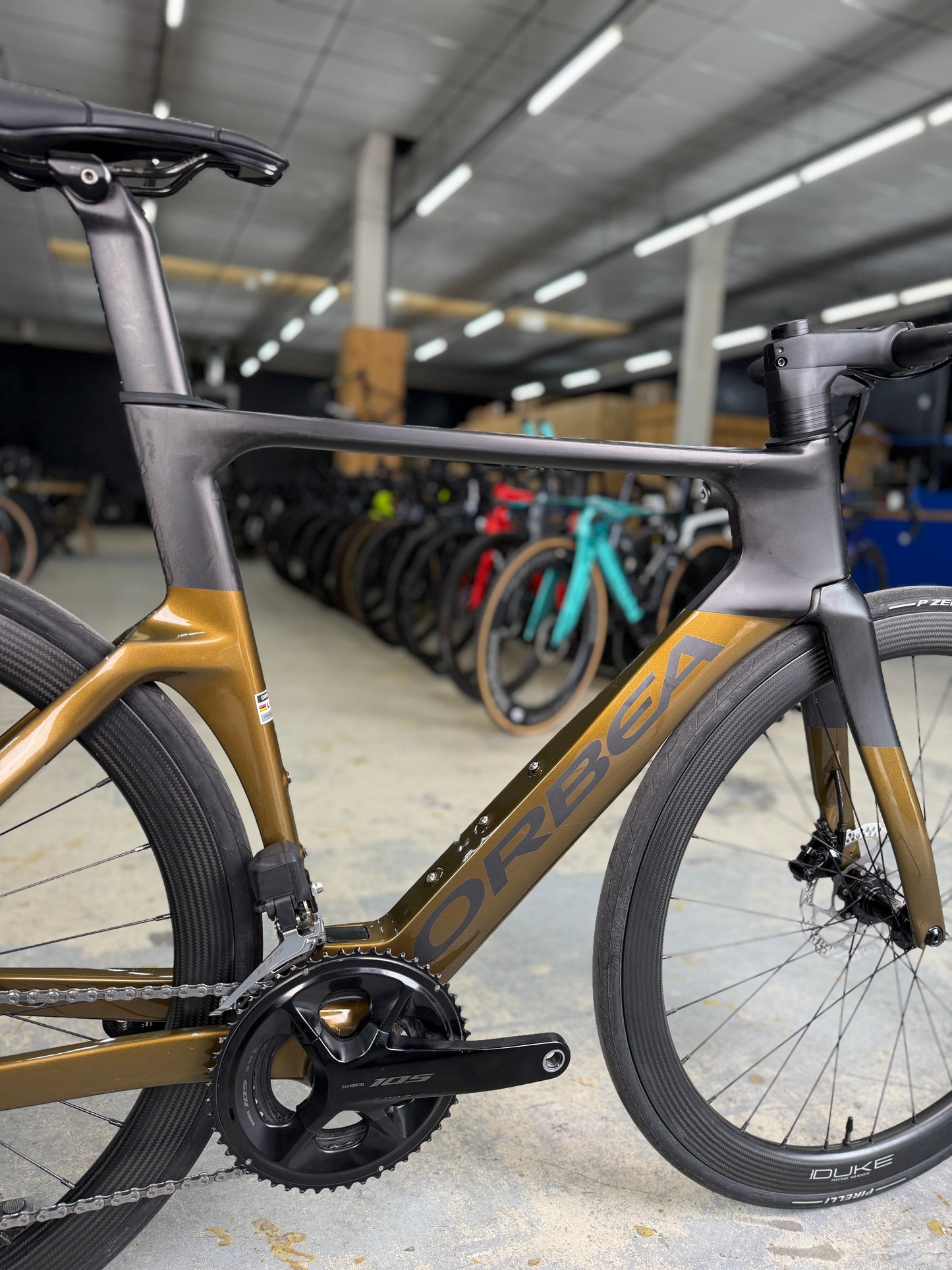 Orbea Orca Aero M30iLTD Di2 Carbon Racefiets