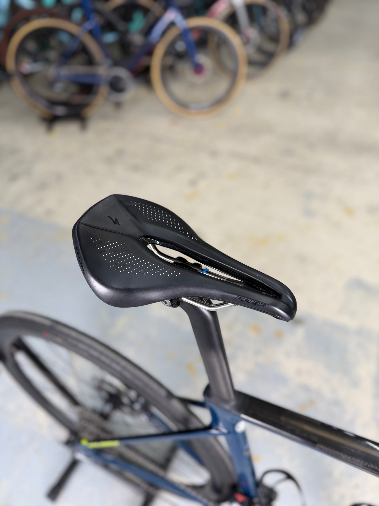 Specialized Roubaix Expert Di2 Carbon Road Bike