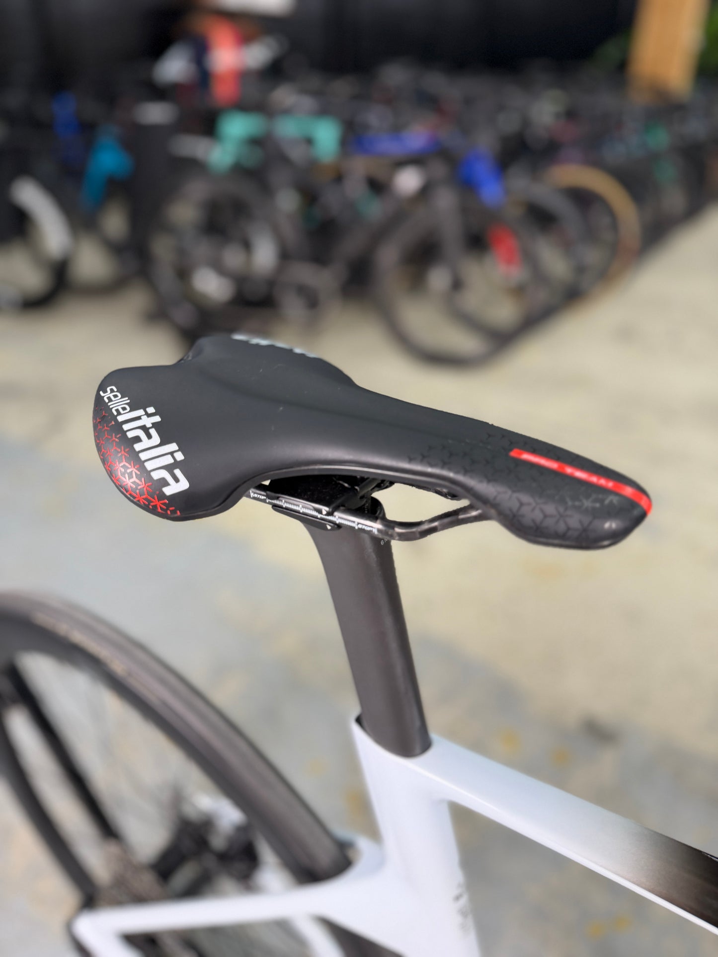 1000km BMC TeamMachine R01 Di2 Carbon Racefiets
