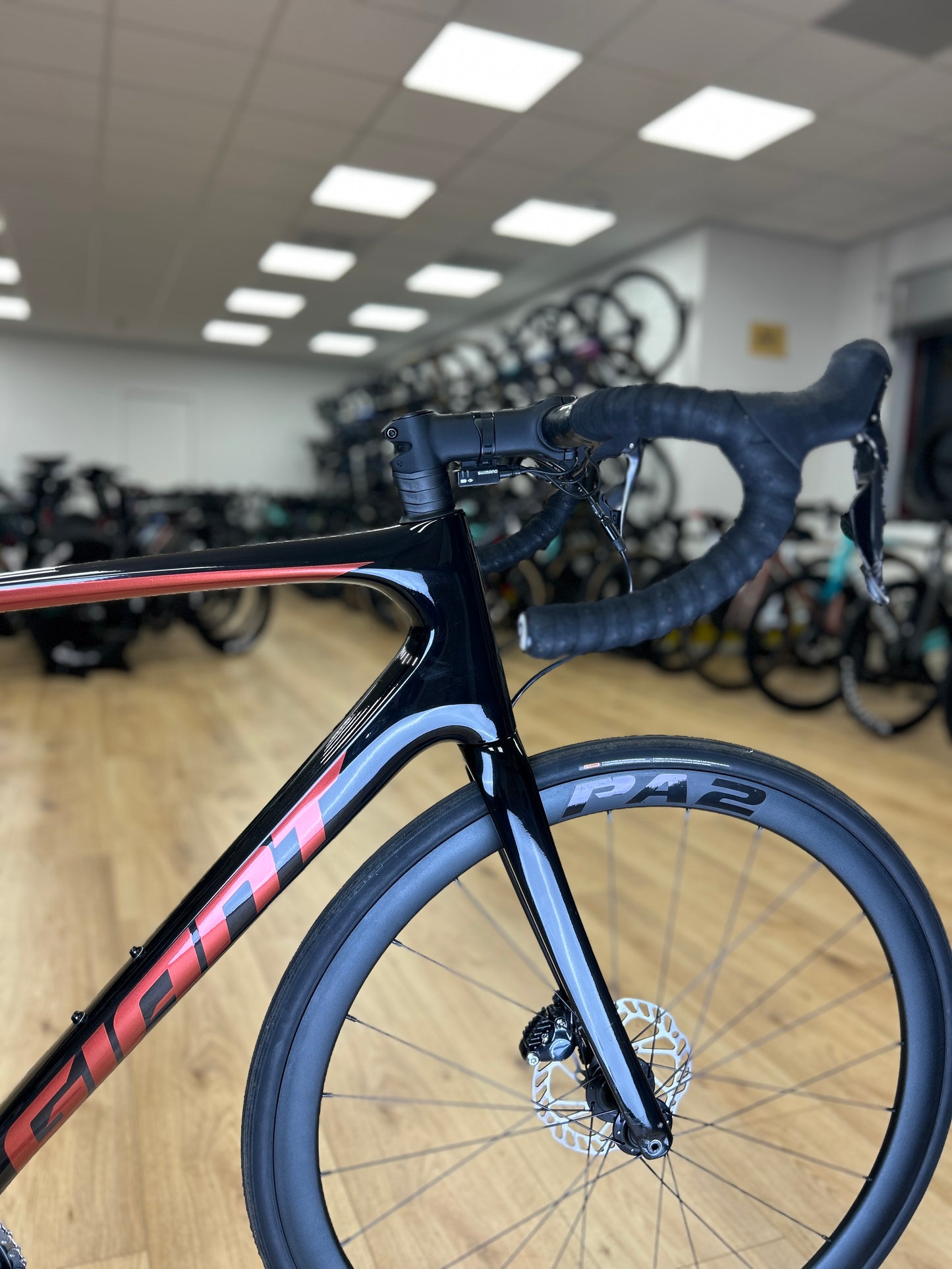 Giant Defy Advanced 1 Di2 Carbon Racefiets