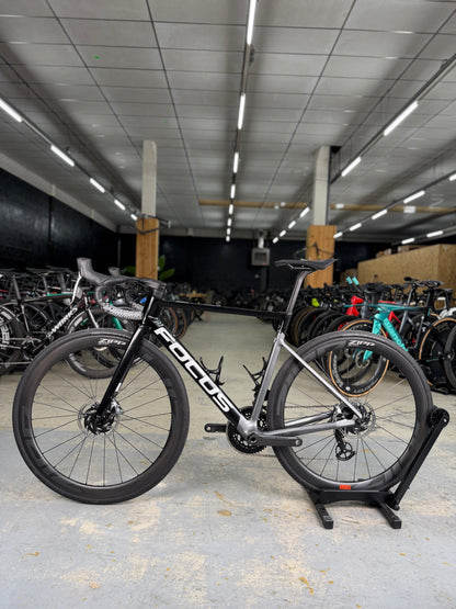 Focus Izalco Max SRAM RED eTap Carbon Racefiets