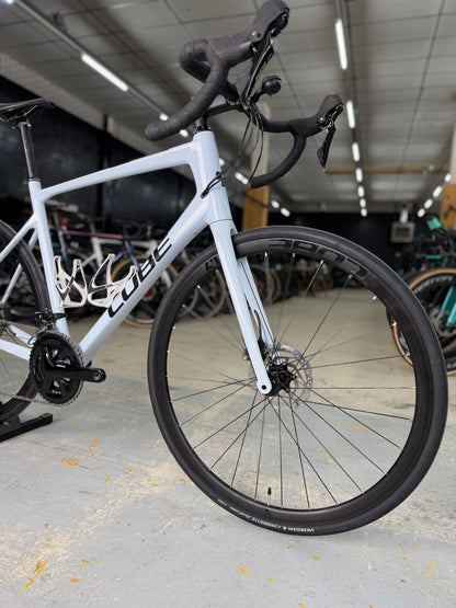 Cube Attain Carbon Racing Bike