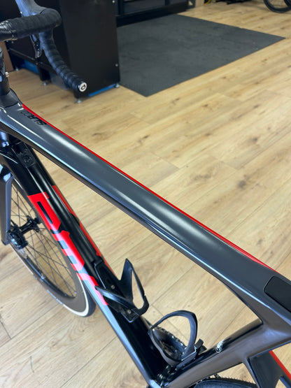 BMC Teammachine SLR02 Di2 Carbon Road Bike