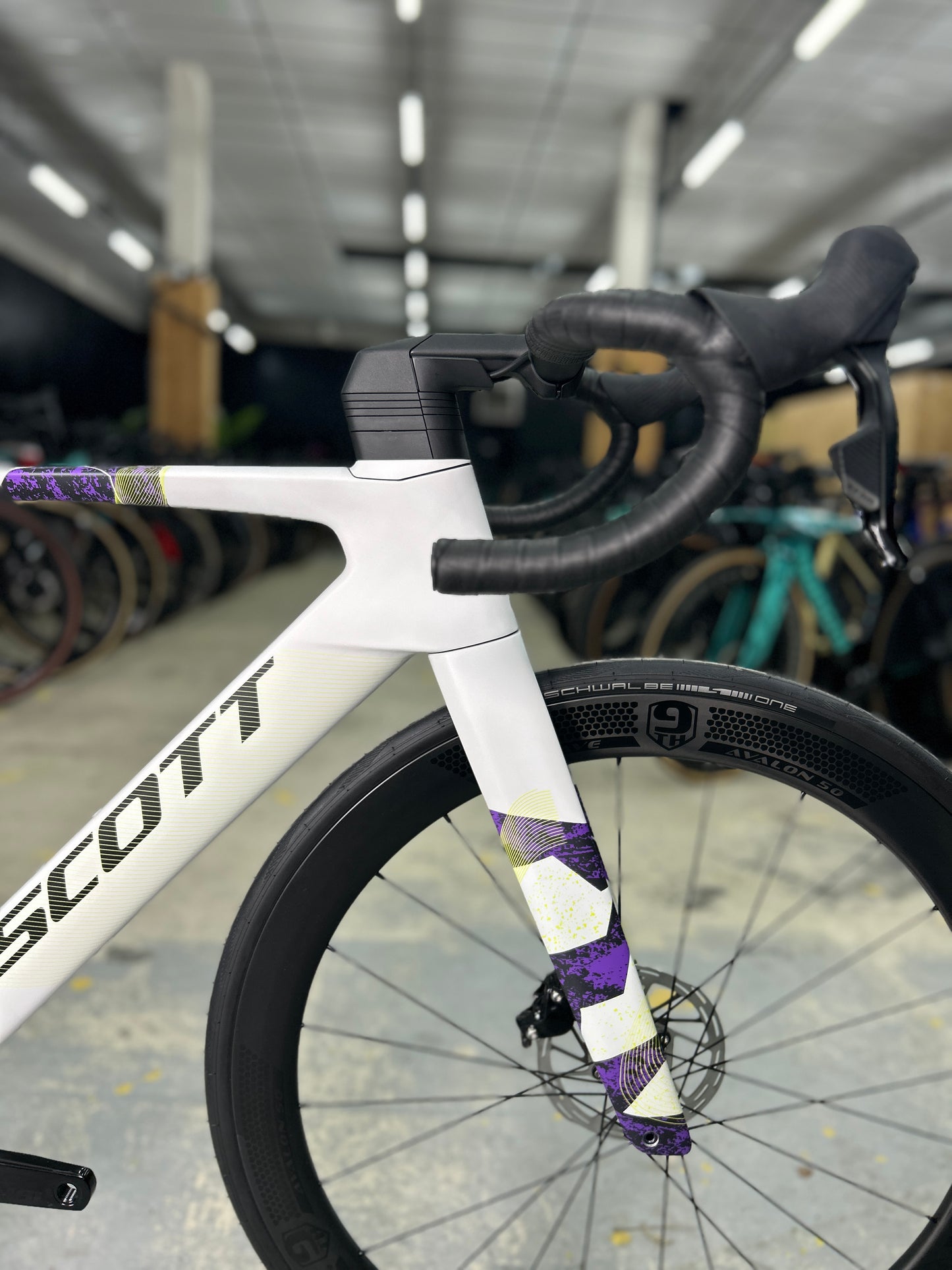 NEW Scott Foil RC30 AXS Carbon Road Bike
