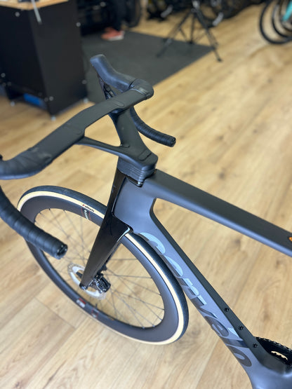 0km Showroom Model Cervélo S5 Di2 Carbon Racefiets